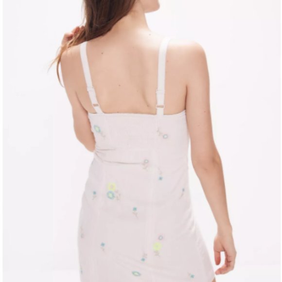 UO Aiden Embroidered Button-Front Mini Dress - Picture 4 of 12